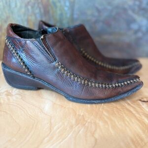Pikolinos Spanish Design vintage leather side zip shoes, 39.  EUC dark brown,
